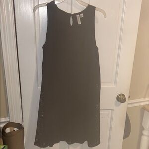 Elegant Black Sleeveless Dress
